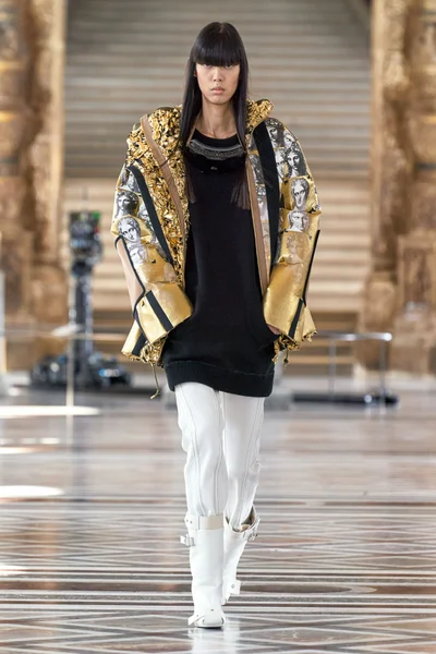 Look 2